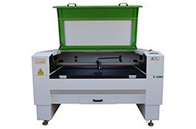 使用水口激光切割機(jī)的注意事項(xiàng)有哪些？