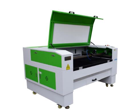 數(shù)碼印花激光切割機(jī)的特點(diǎn)有哪些？