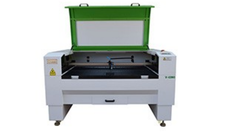 布料皮革激光切割機(jī)具備哪些優(yōu)勢(shì)