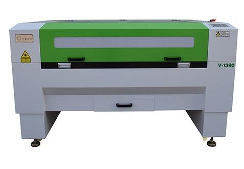 數(shù)碼印花激光切割機(jī)具備哪些突出特點(diǎn)